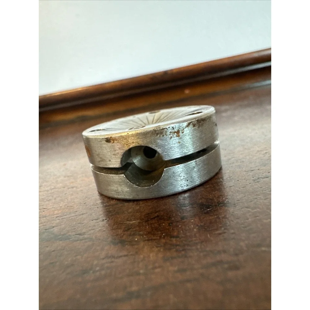 Mirro vintage pressure